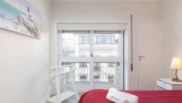 6 Schlafzimmer, Bügeleisen/Bügelbrett, Reisekinderbett, WLAN