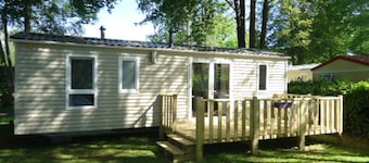 Camping des Prairies d' Auvergne