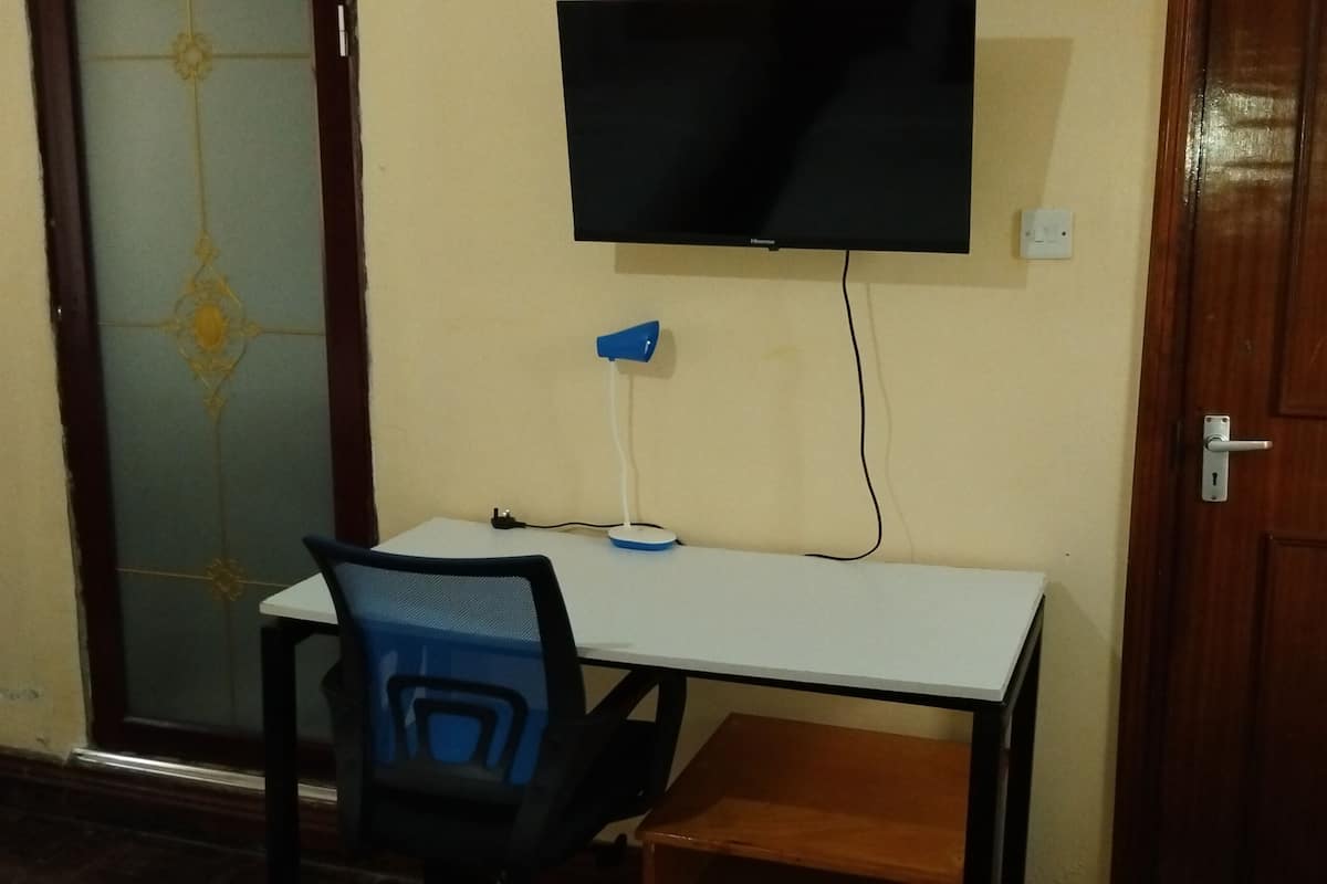 Kamar Double atau Twin Deluks | Didekorasi berbeda-beda dan dilengkapi dengan perabotan berbeda-beda