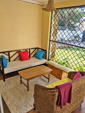 Een 32-inch smart-tv met digitale zenders, Netflix en streamingdiensten