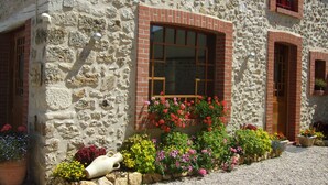 Front of property - La Loge de Vigne (Villers-sous-Châtillon)