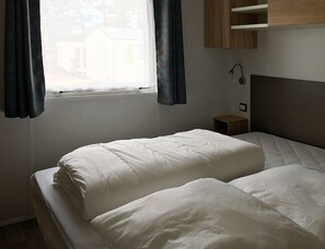 Mobile Home, 3 Bedrooms