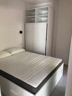 1 Schlafzimmer, WLAN, Bettwäsche