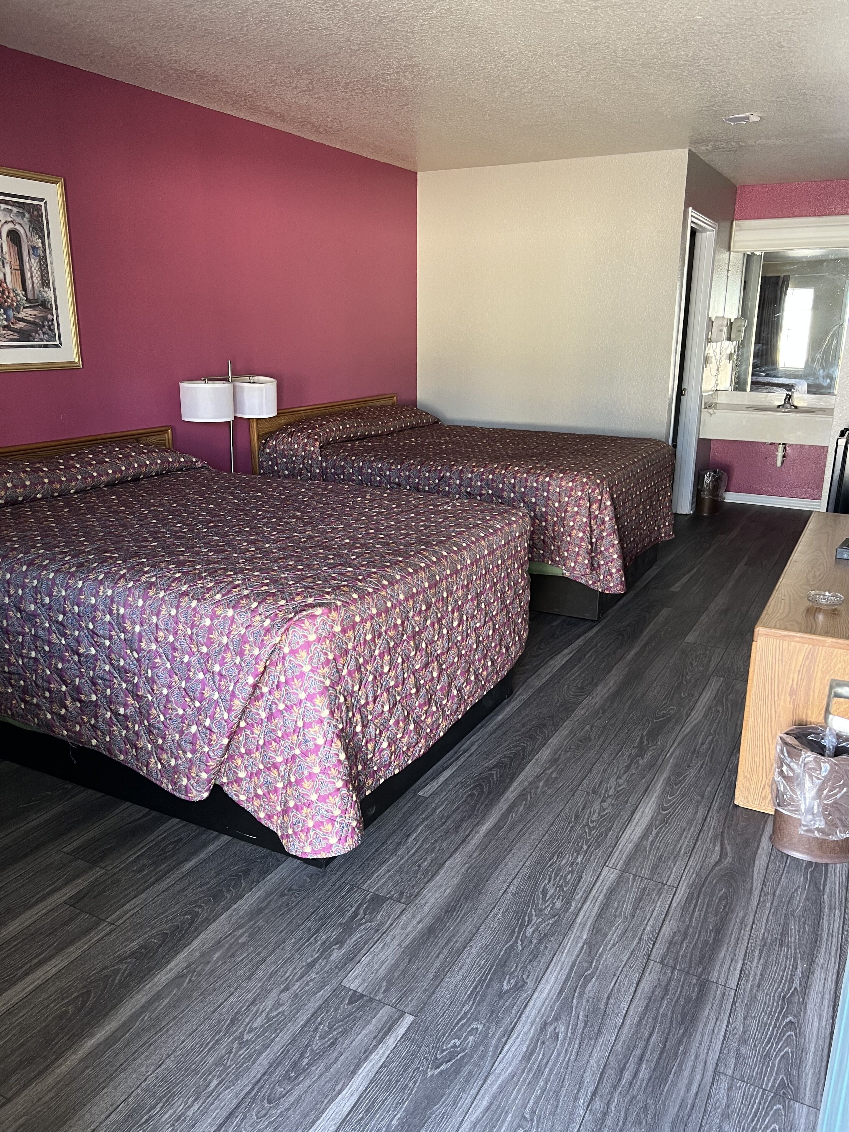 Desk, free WiFi, bed sheets