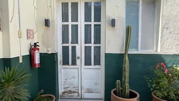 Quadrupla Standard, 2 letti matrimoniali | Wi-Fi gratuito, lenzuola