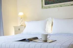 2 bedrooms, in-room safe, iron/ironing board, free WiFi - Arodo Seaside Villas, Villa Penelope (Syvota)