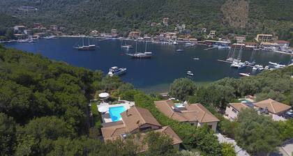 Arodo Seaside Villas, Villa Penelope