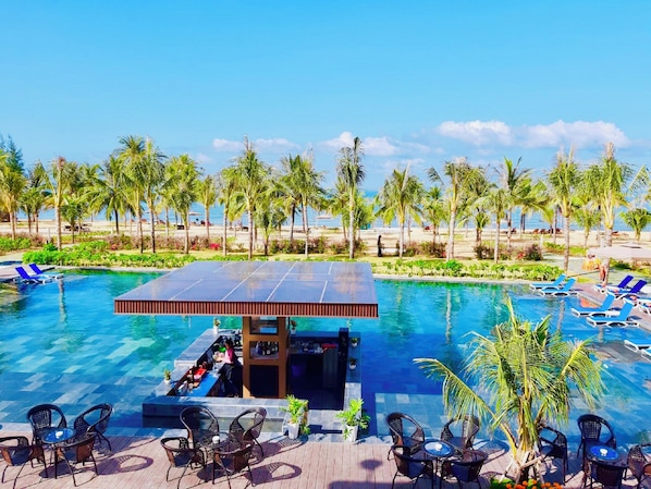 2 outdoor pools, pool umbrellas, sun loungers - Sonaga Beach Resort & Villas Phu Quoc (Phu Quoc)