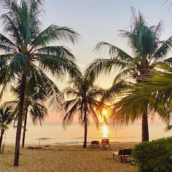 Plage privée, sable blanc, navette gratuite vers la plage