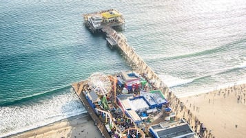 Beach nearby, beach towels