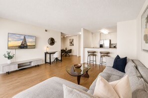 Smart TV, music library