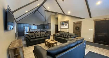 Timber Lodge Cabin Rental