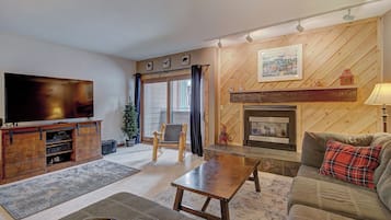 Apartment (2 Bedrooms) | Exterior