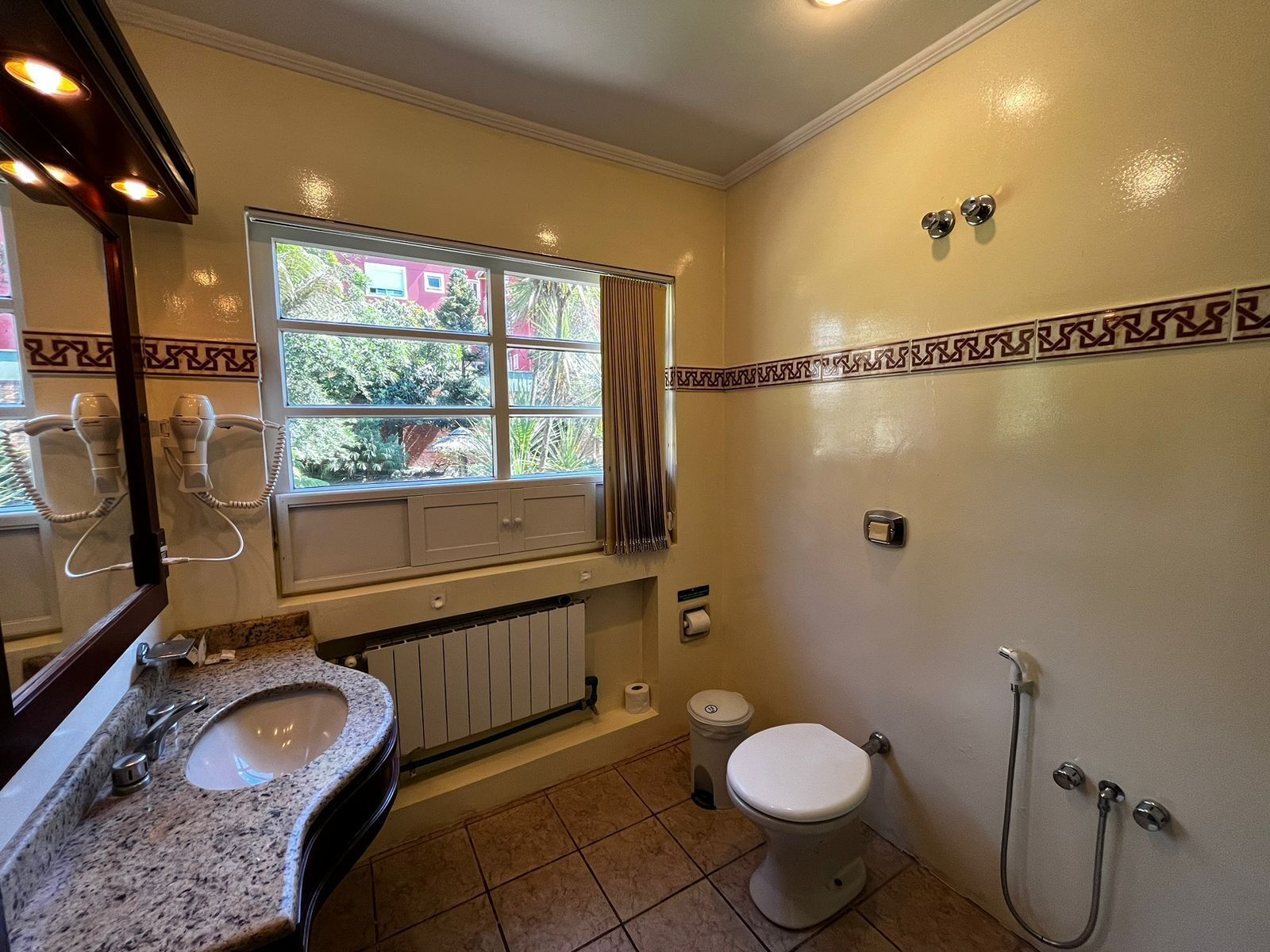 suite | bathroom | shower, hair dryer, bidet, towels