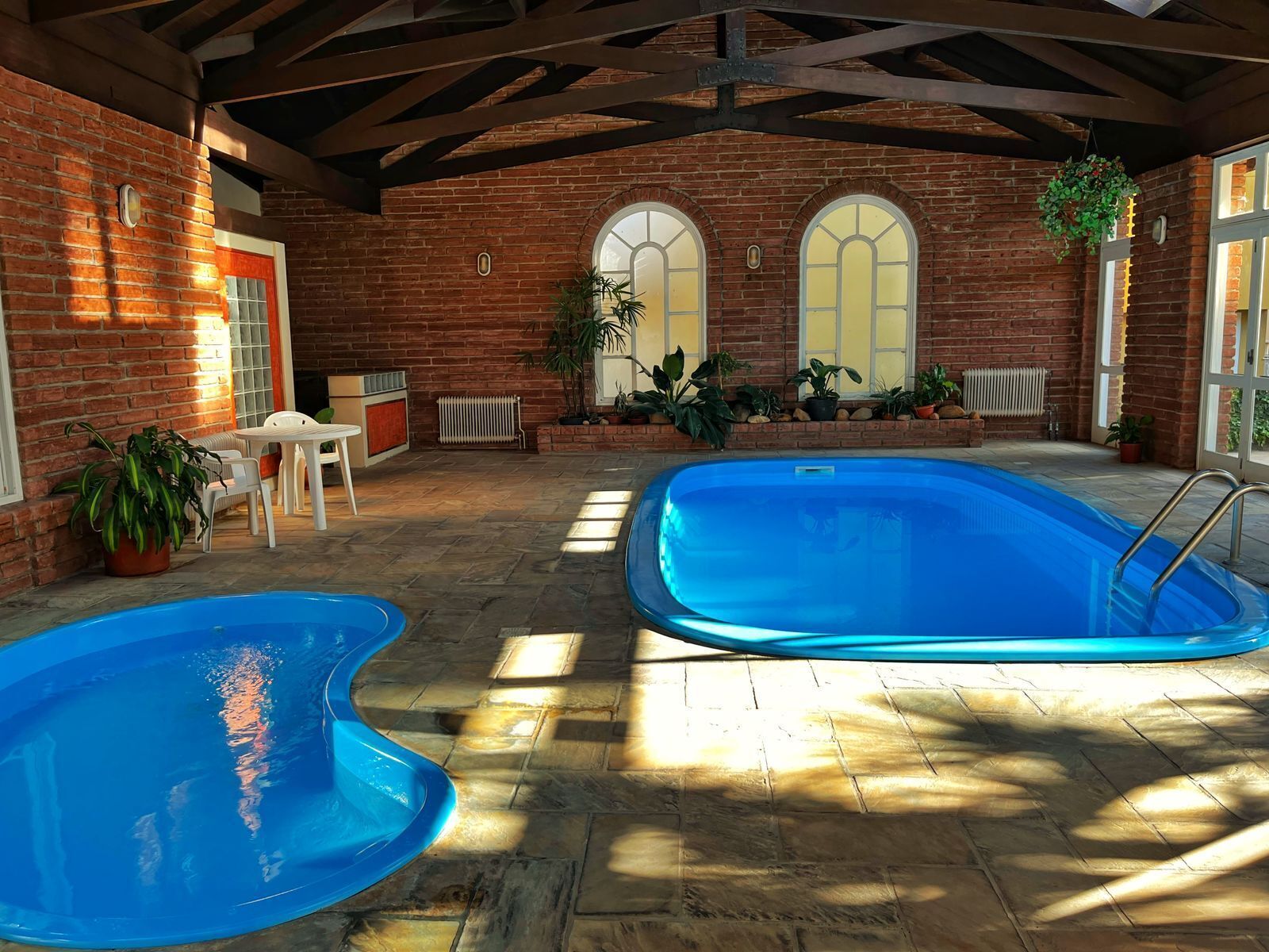 2 indoor pools