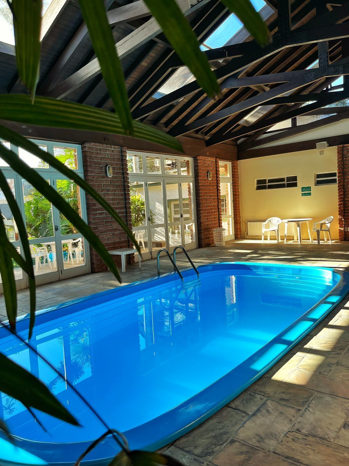 2 indoor pools