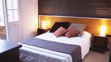 Habitación estándar doble, baño compartido | Wifi gratis