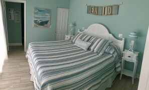 3 makuuhuonetta, silitysrauta/-lauta, ilmainen Wi-Fi, vuodevaatteet