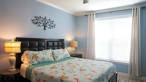 2 habitaciones, tabla de planchar con plancha, cuna de viaje y wifi 