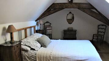 1 chambre, fer et planche Ă repasser, Wi-Fi gratuit, draps fournis