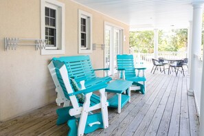 Terrace/patio - Groups, Family Reunions, Events, Retreats, Wedding and Bachlorette Party (Rehoboth Beach)