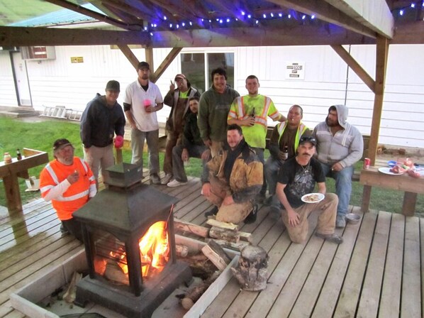 Aire de pique-nique/barbecue