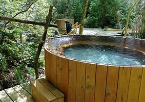 Bañera de hidromasaje exterior