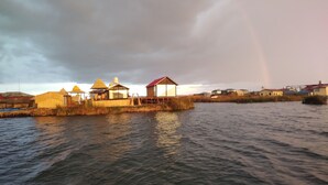 Unclassified image, 5 of 11, button - Titicaca Luxury Lodge (Puno)