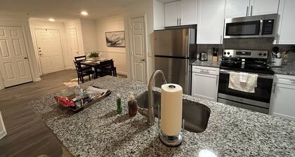 Fabulous Fully-Furnished Apartment in Alpharetta