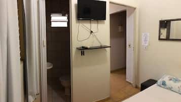 Quarto casal | Wi-Fi de cortesia, roupa de cama