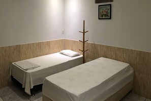 Triple Room, Multiple Beds