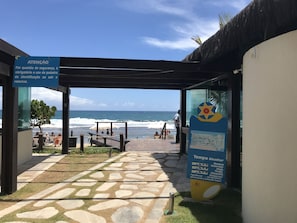Na praia