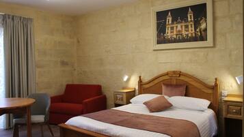 Superior Suite | 1 bedroom, Egyptian cotton sheets, premium bedding, memory foam beds