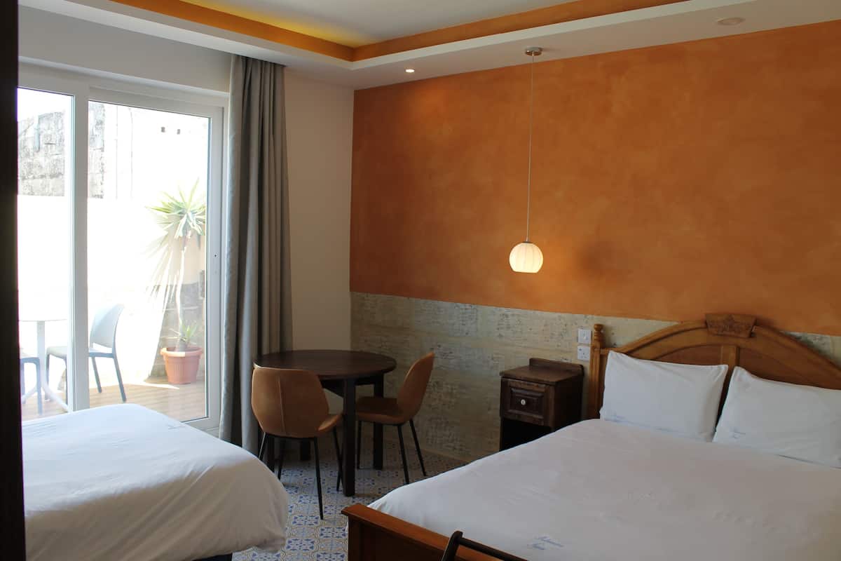 Executive Twin kamer (accessible via external staircase) | 1 slaapkamer, lakens van Egyptisch katoen, luxe beddengoed