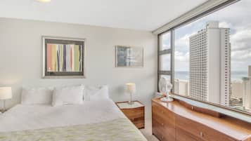 1 bedroom, iron/ironing board, WiFi (free), bed sheets