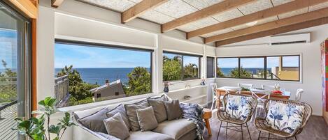 Fernseher, DVD-Player, Stereoanlage