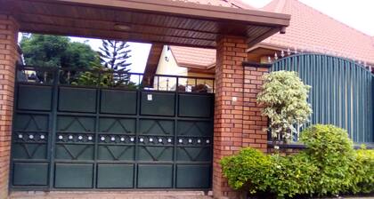 Puma Gardens and Suites