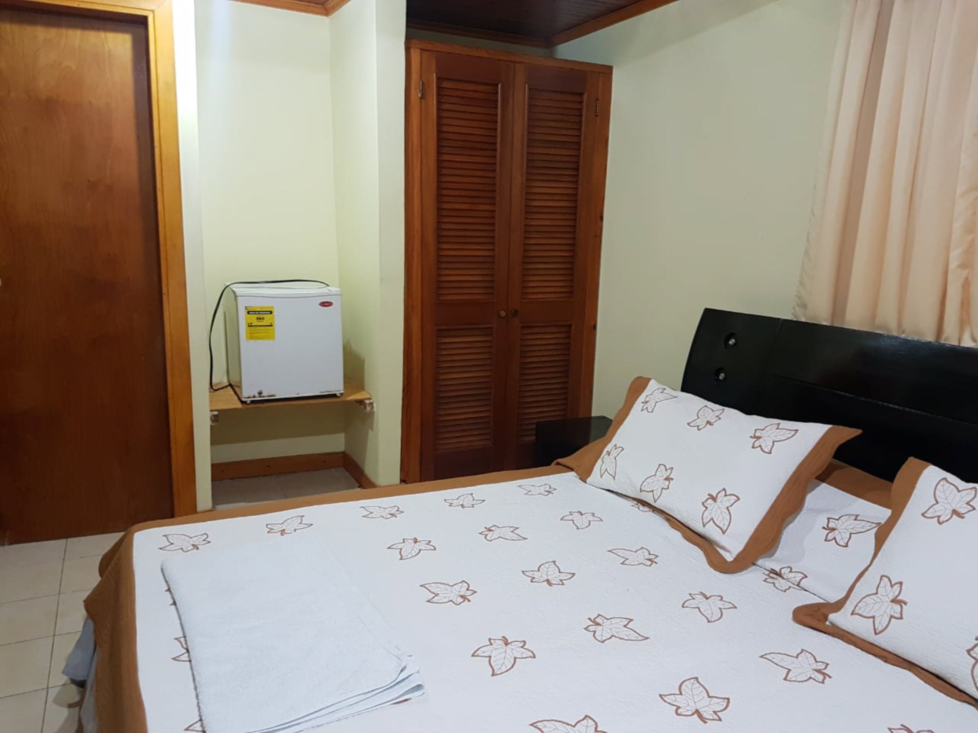 Doppelzimmer | Minibar, kostenloses WLAN, Bettwäsche