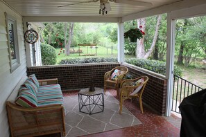 Terrace/patio - House on Rae's Creek within earshot of the Masters (Augusta)