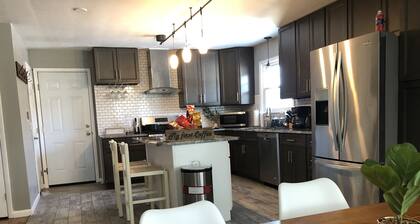 Modernes Coddington Ranch Haus