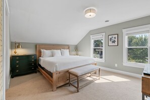 3 makuuhuonetta, silitysrauta/-lauta, ilmainen Wi-Fi, vuodevaatteet