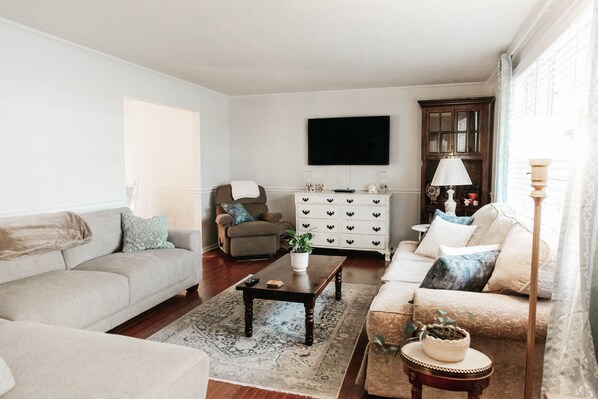 Smart TV, DVD player, books