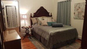 1 bedroom, iron/ironing board, travel cot, free WiFi