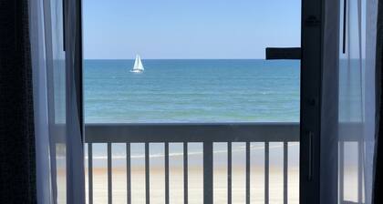 DBR Oceanfront 3'rd Floor King Suite, eigener Balkon