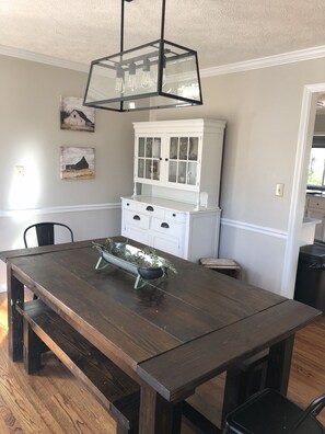 Dining - Masters Rental Conveniently Located to Augusta National (Aiken)