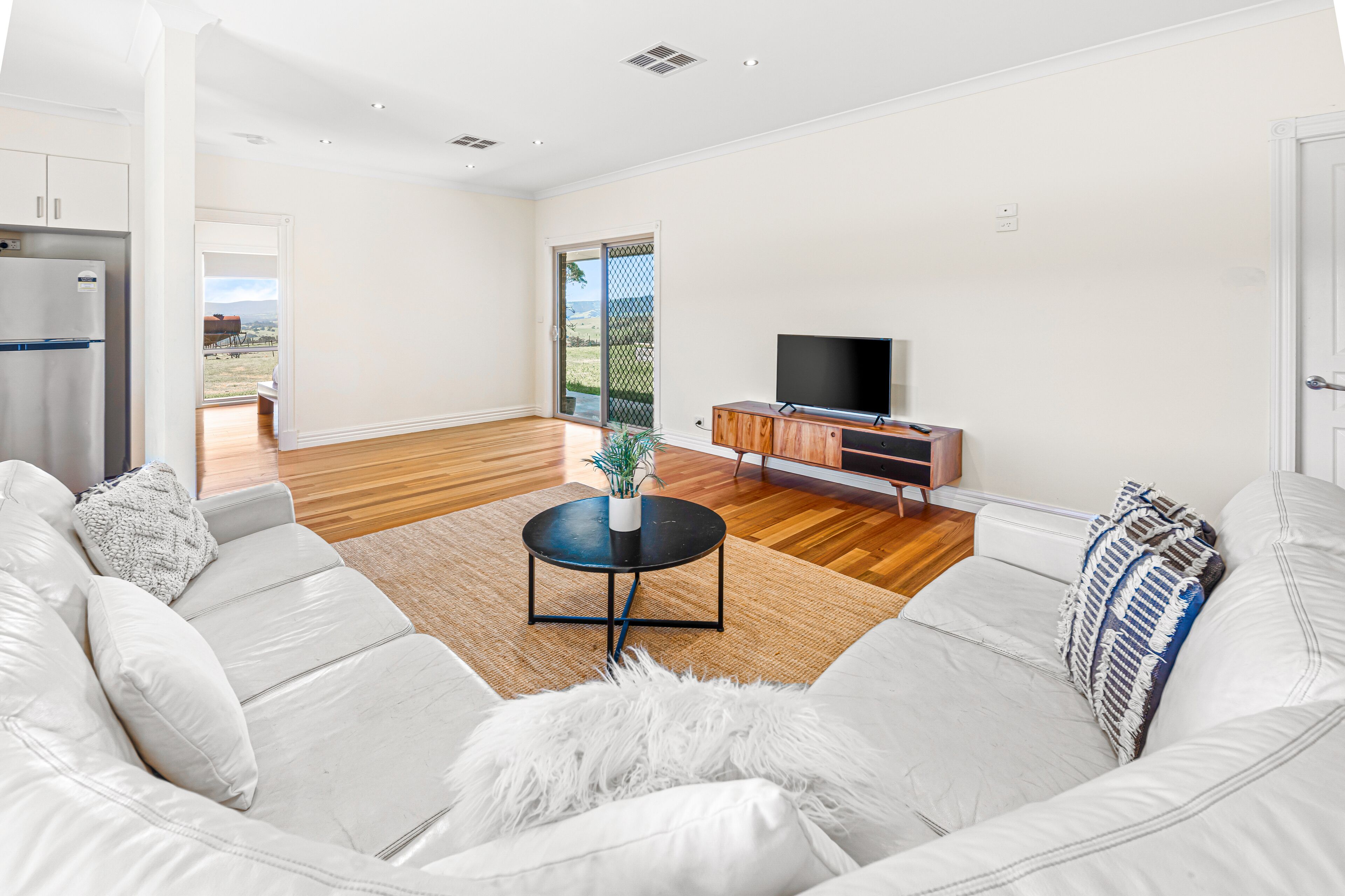 Älytelevisio, takka, stereot