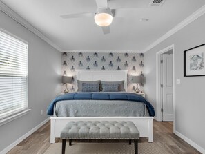 3 slaapkamers, een bureau, een strijkplank/strijkijzer, gratis wifi