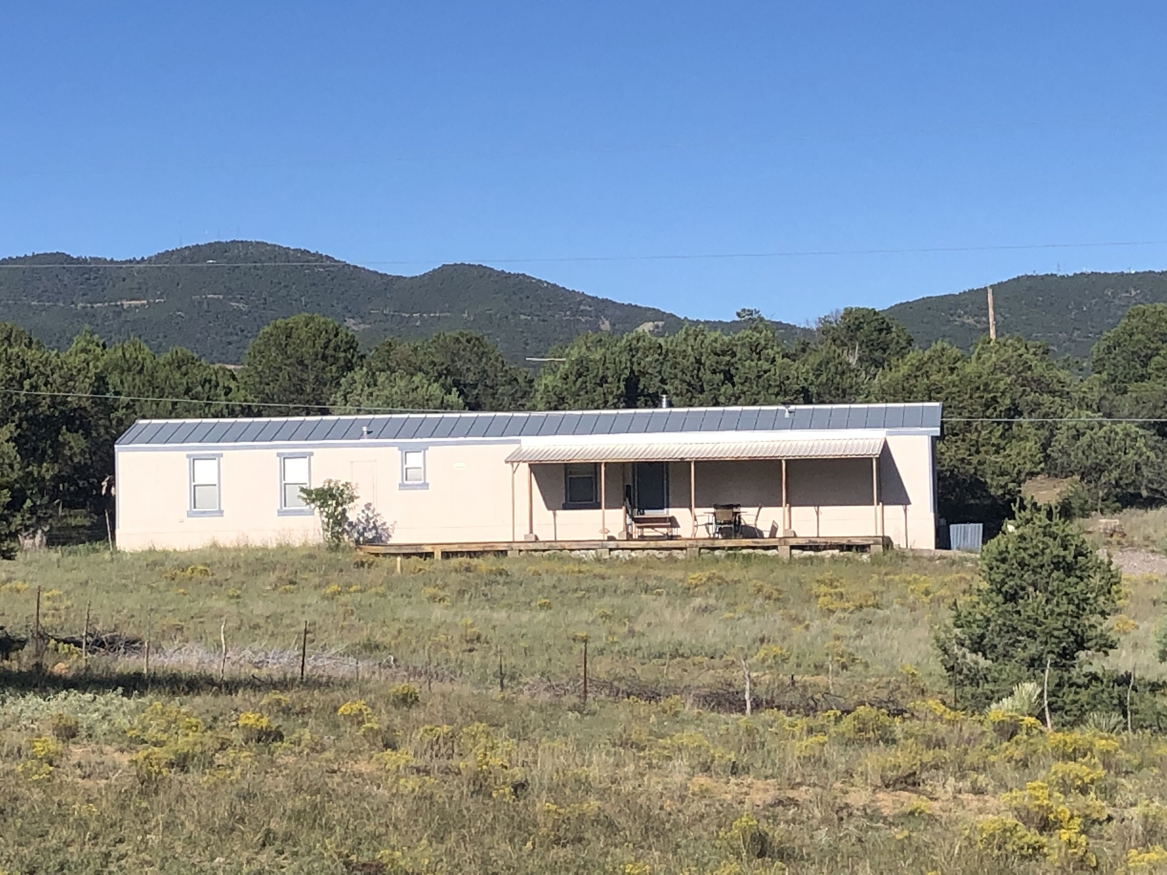 Round Mountain Retreat