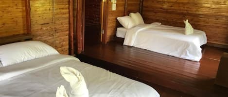Free WiFi, bed sheets