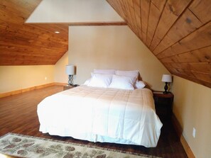 3 chambres, bureau, Wi-Fi gratuit, draps fournis